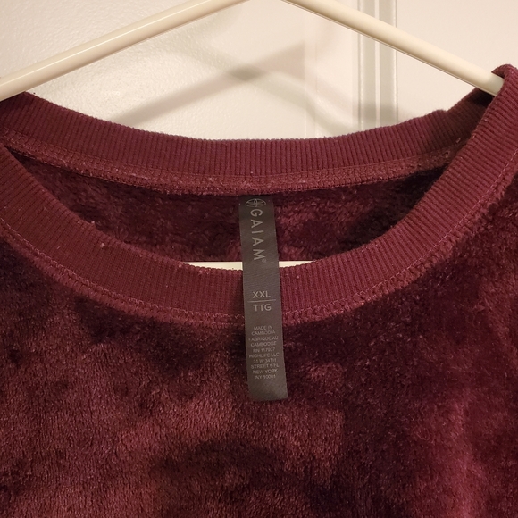 Super Soft Velour Crew Neck Lounge Pullover - Picture 4 of 6